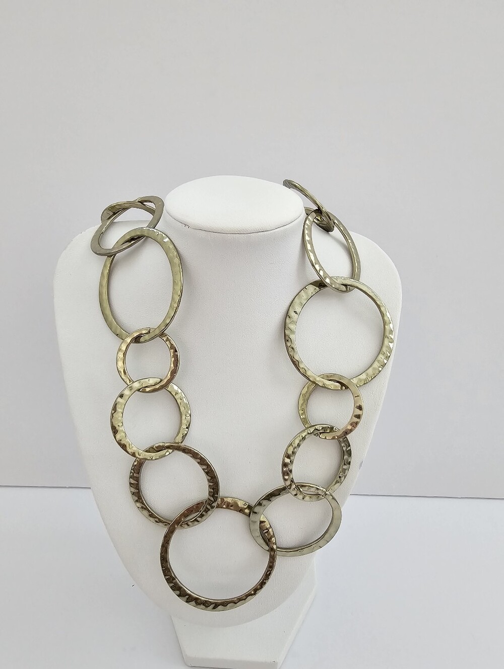 Chunky Hammered Circle Linked Collar Necklace Antique Gold Tone Multi Ring